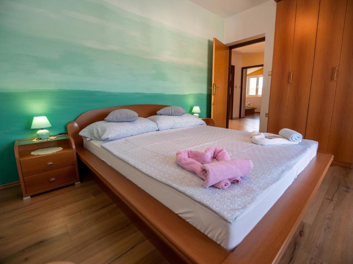 Apartments Rezek Supetarska Draga Zewnętrze zdjęcie