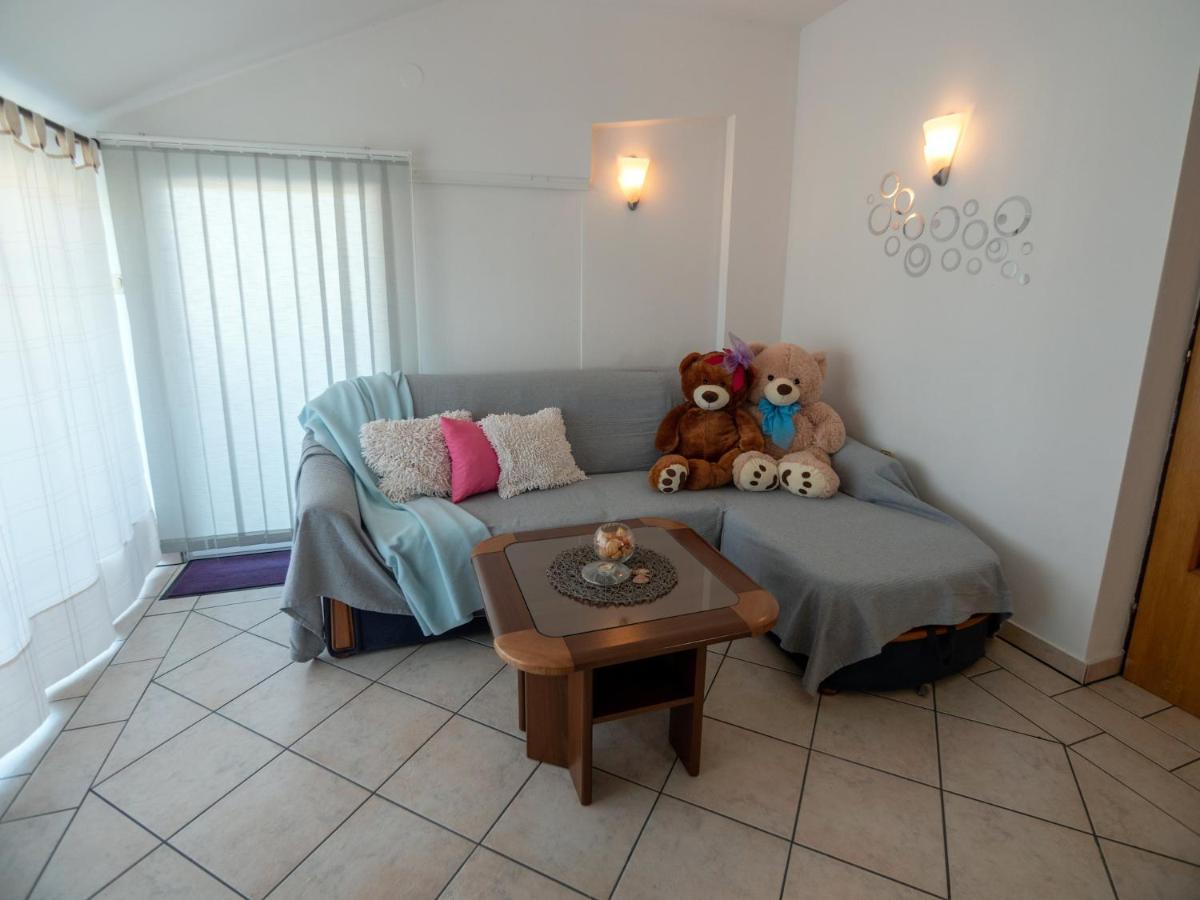 Apartments Rezek Supetarska Draga Zewnętrze zdjęcie