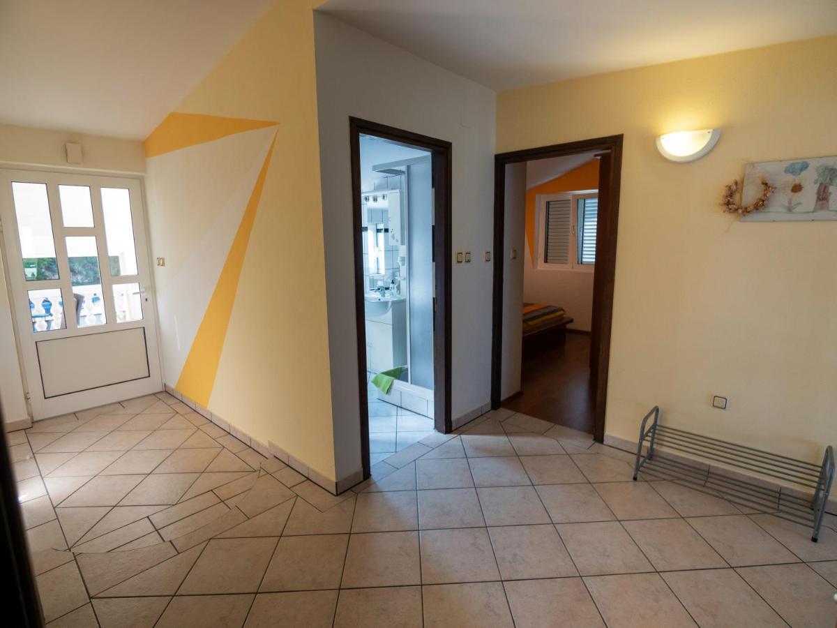 Apartments Rezek Supetarska Draga Zewnętrze zdjęcie