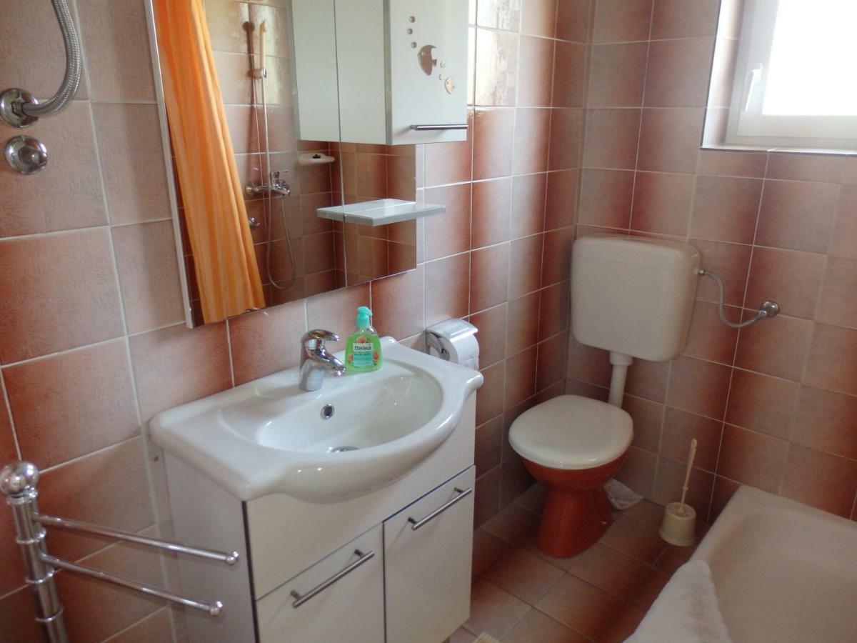 Apartments Rezek Supetarska Draga Zewnętrze zdjęcie